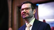 Beim traditionellen Dreikönigstreffen der FDP sprach Marco Buschmann im Opernhaus in Stuttgart. Am Abend kam er zu den Freien Demokraten ...