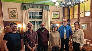 Macher und Geehrte (von links): Christian Thanhäuser, Leitung Volleyball, Jürgen Schmid, Beisitzer, Stefan Opuchljak, stellvertretender ...