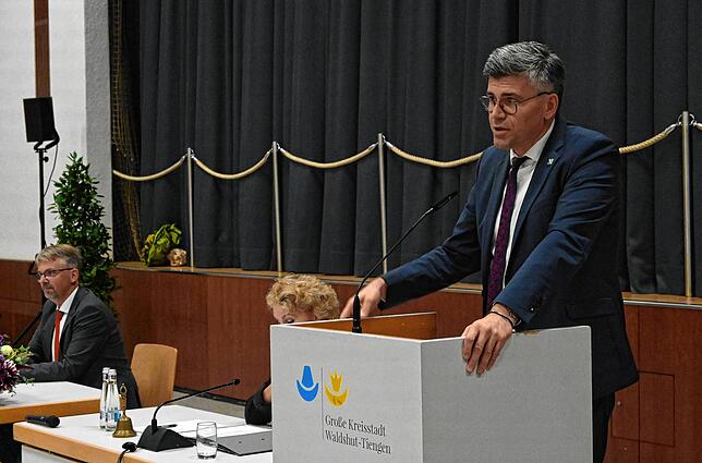 Hoffnung auf OB als Brückenbauer: Landrat Martin Kistler verwies auf die Bedeutung der Großen Kreisstadt innerhalb des Landkreises Waldshut.