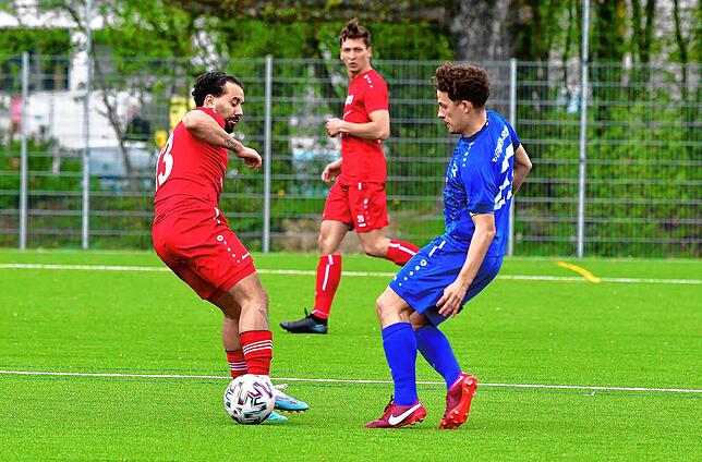 Bild 8: SV Jestetten besiegt den TuS Efringen-Kirchen mit 4:0 &ndash; und wir haben Bilder!