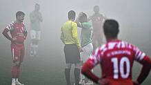 Derby versinkt im Nebel: Nach 13 Minuten war das Derby am Hasenwald in Riedern zwischen dem FC Schlüchttal und der SG ...