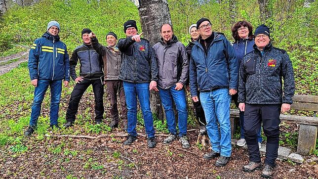 Die Teilnehmer der Exkursion der Bürgerinitiative (von links): Andreas Bialk, Edgar Rieger, Siegfried Irßlinger, Bertram Schatz, Tobias ...