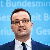 Bundesgesundheitsminister Jens Spahn (CDU) stimmt Bürger auf Fortsetzung des Lockdowns über Ostern hinaus ein.