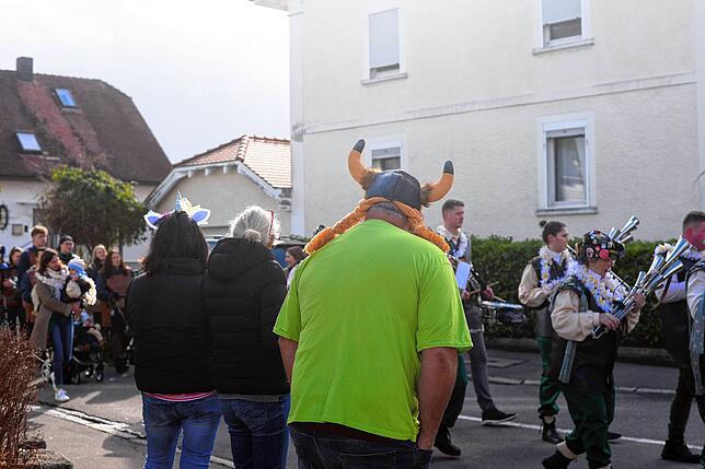 Bild 20: Närrisches Treiben in kleinerem Rahmen am Fischbacher Samstag