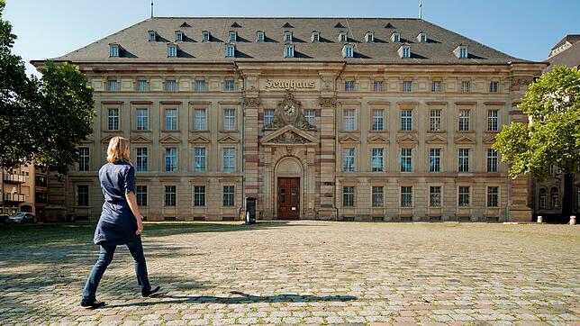 Das Museum Zeughaus in Mannheim wird für zwei Jahre geschlossen, weil alle Fenster restauriert werden müssen.