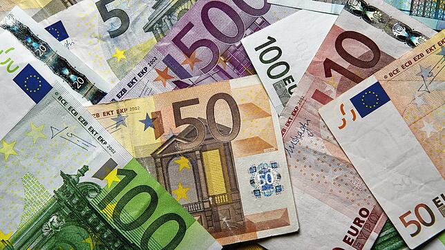 Fast alle Banken drehen derzeit an der Gebührenschraube. Wer Bank-Anteilsscheine erwirbt, kann die Verluste ausgleichen helfen.