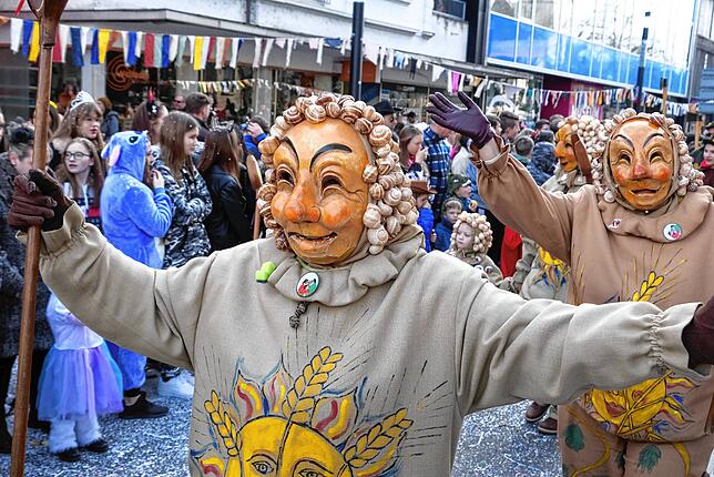 Beim Umzug am Fasnetsamschdig, 18. Februar, werden um die 60 Zünfte in Singen erwartet. Die Stimmung wird dann sicherlich wieder so gut ...