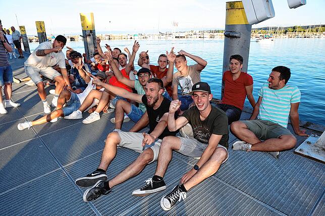 Bild 22: Torture Ship 2022 legt in Konstanz an – Alle Bilder vom BDSM-Schiff, Teil 1
