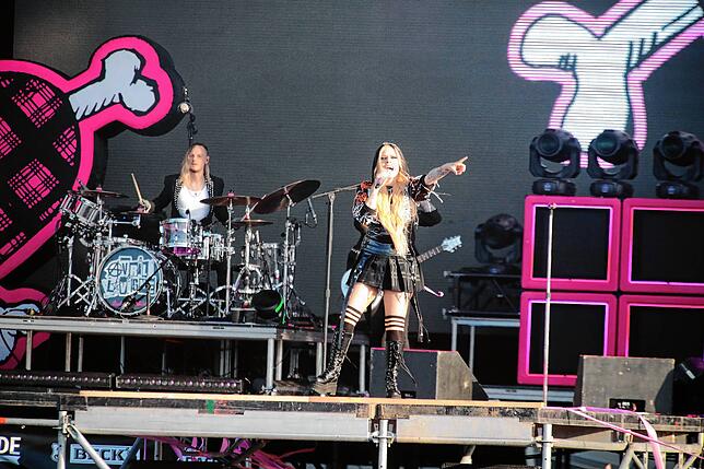 Bild 6: Southside 2024: Avril Lavigne sorgt für Gänsehaut bei ihren Fans