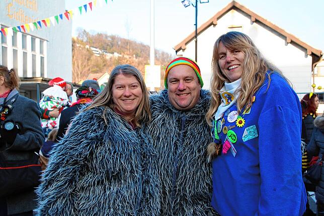 Bild 17: Fasnachts-Auswerfen und Narrenbaumstellen: Bilder des Hochrhein Narrentreffens in Tiengen (Teil 3)