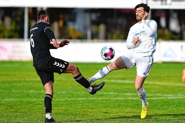 Bild 31: SV 08 Laufenburg verliert bei Spitzenreiter VfR Hausen mit 0:2 &ndash; und wir haben Bilder!