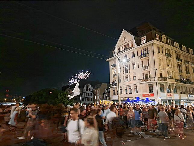 Bild 48: Basel lässt es krachen! Die schönsten Bilder des Feuerwerks am Rhein