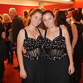 60 Jahre Gloria: Auch die „Classic Twins“ Hanna (li.) und Katrin (r.) Friedrich aus Bad Säckingen gehörten zu den Stars des ...