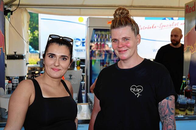 Bild 20: Die Stimmung am Bodensee ist bestens! So feiert Konstanz beim Seenachtfest 2025