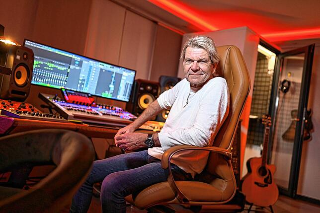 Matthias Reim in seinem Musikstudio in Stockach.