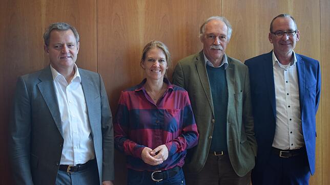 Die Initiatoren der Initiative (von links) Markus Winter (ids), Antje von Dewitz (Vaude) Gottfried Härle (Brauerei Härle) und Thomas ...