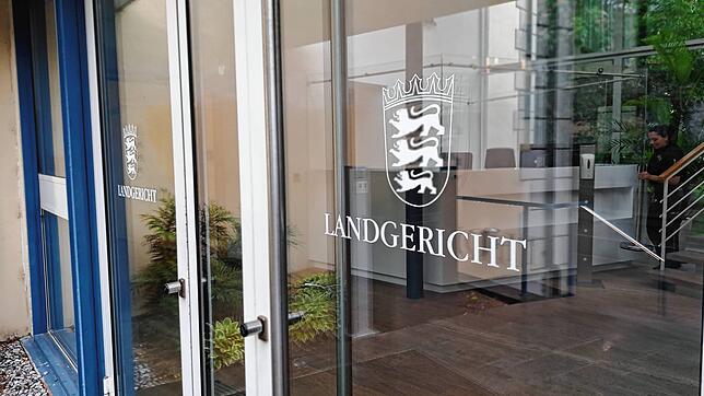 In insgesamt 14 Fällen musste sich der 28-Jährige vor dem Landgericht Konstanz verantworten.