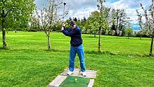 Swingolf ist dem herkömmlichen Golf sehr ähnlich. Ball, Schläger und die Spielweise sind jedoch mehr auf das breite Publikum ausgelegt, ...