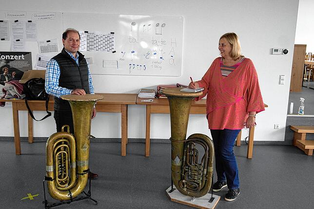 Der Musikverein Oberteuringen macht aktuell Zwangspause: Vorsitzender Felix Metzger berichtet im Gespräch mit SÜDKURIER-Mitarbeiterin ...