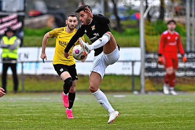 Bild 6: SV 08 Laufenburg unterliegt mit 2:3 beim SC Wyhl &ndash; und wir haben Bilder!