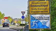 Maischerz in Donaueschingen: Über den Stellenwert von Donaueschingen als Reitturnierstadt machten sich Maischerzbolde lustig, die am ...