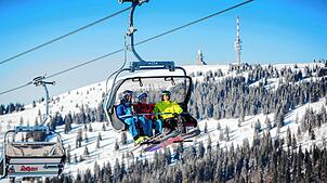 Skifahren am Feldberg &ndash; am 1. Dezember soll die Saison starten. Für die Liftbenutzung gilt aber die 2G-Regel. Nur Geimpfte und ...