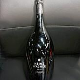 Eine Flasche Heinz-Wagner-Sekt.