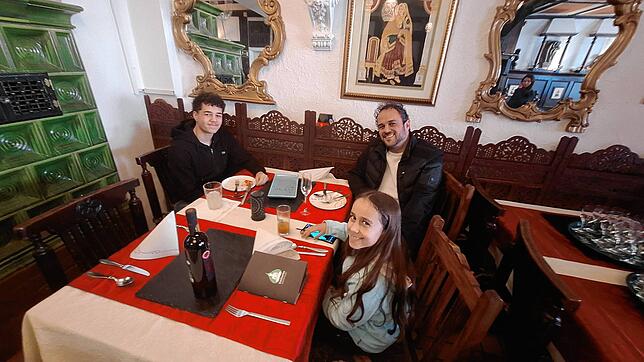 Bild 3: Indische Restaurant-Segnung durch einen Sikh-Priester in Konstanz: Wir haben die Bilder