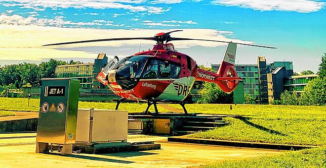 Seit 40 Jahren fliegt „Christoph 45“ Rettungseinsätze vom Klinikum Friedrichshafen aus. Jetzt wird der Standort in Frage ...