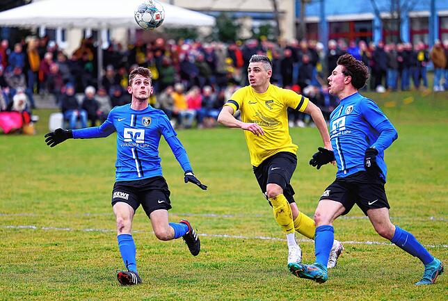 Bild 9: Die besten Bilder vom Viertelfinalspiel um den SBFV-Pokal zwischen Öhningen-Gaienhofen und Lahr