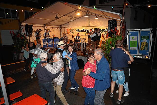 Bild 2: Der zweite Tag des Dingelsdorfer Herbstfestes: Hier gibt&lsquo;s die besten Bilder