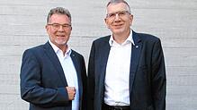 Das Vorstandsduo der Volksbank Pfullendorf: Markus Dold (links) und Werner Groß (rechts).