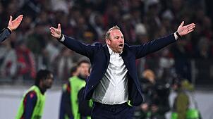 Haderte in Freiburg mit der Technik: Basels Trainer Ludovic Magnin.