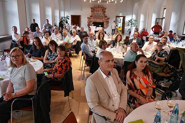 Zahlreiche Gäste verfolgten das abwechslungsreiche Programm im Festsaal des Meßkircher Schlosses.