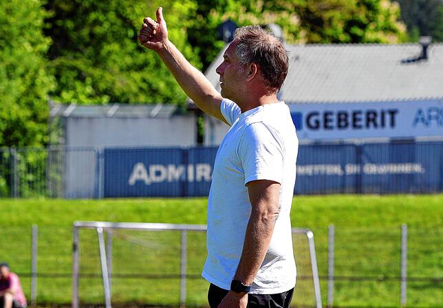 Bild 28: Verbandsligaderby zwischen SC Pfullendorf und FC Singen gewinnt der SCP mit 3:1