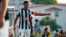 Kapitän Nico Tadic bei der ersten Pokal-Runde gegen den FC Gutmadingen. In Runde zwei gegen den FV Möhringen wir er allerdings aufgrund ...