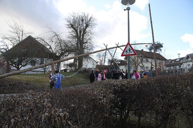 Bild 2: Schmotziger Donnerstag in Mühlingen: Unvergessliche Momente in einzigartigen Bildern!