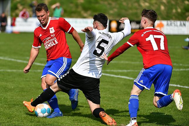 Bild 12: FSV Rheinfelden unterliegt mit 1:3 bei der SG Nordweil/Wagenstadt &ndash; und wir haben Bilder!