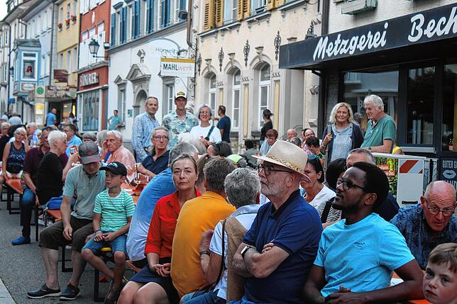 Bild 10: Bilder von der Premiere von „Stockach is(s)t bunt“ (2)