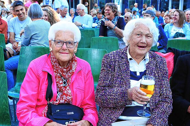 Bild 16: Stadtmusik Löffingen begeistert beim Open-Air-Konzert: Löffinger Städtle ein Klang- und Farbenmeer