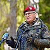Der Bundeswehr-Generalinspekteur Eberhard Zorn besichtigt das Gelände, auf dem für das Jägerbataillon 292 ein Standortübungsplatz ...