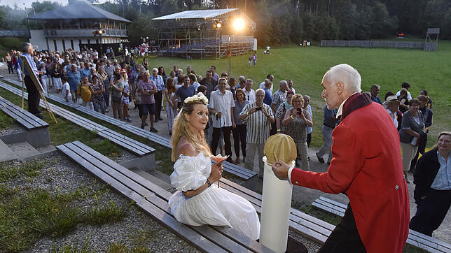 &bdquo;Des Lebens Kunst &ndash; Luzian Reich der Jüngere und die junge Frau in Baaremer Tracht&ldquo; &ndash; so lautet der Titel im ...