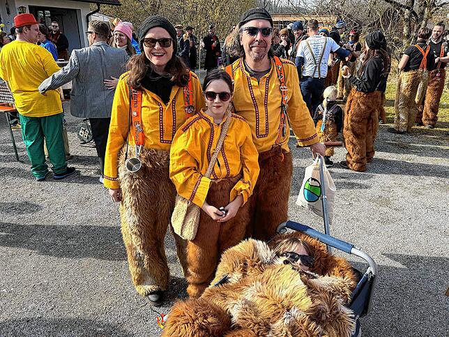 Bild 23: Die schönsten Bilder: Urnauer Fasnet mit politischer Botschaft