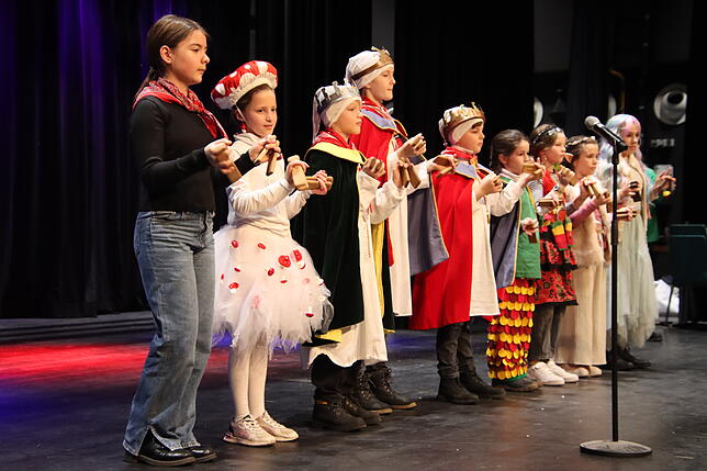 Bild 5: Die besten Fotos vom Hanselegruppe Kinderball: Ein magischer Abend für Kinder!
