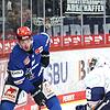 Die Wild Wings schießen zu wenige Tore. Zach Senyshyn ist mit sechs Toren der beste Schwenninger Schütze. Insgesamt steht das Team bei ...
