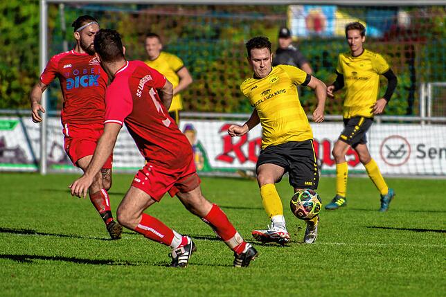 Bild 7: SC Lauchringen und VfR Horheim-Schwerzen trennen sich 2:2&ndash; und wir haben Bilder!
