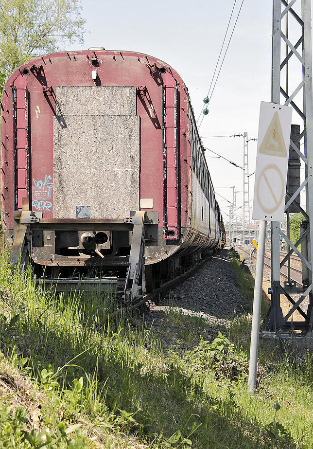 Bild 2: Dieser Zug endet hier &ndash; für immer: Trans Europ Express in Villingen soll bald verschrottet werden