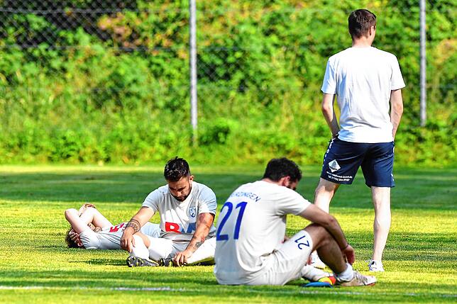Bild 1: FC Erzingen verliert beim SV Ballrechten-Dottingen mit 0:4 &ndash; und wir haben Bilder!