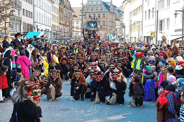 Bild 10: Konstanzer Fasnachtsumzug 2025: Tausende Teilnehmer ziehen durch Straßen