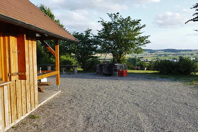 Die Grill- und Schutzhütte in Pfohren bietet einen tollen Panoramablick über die Baar.